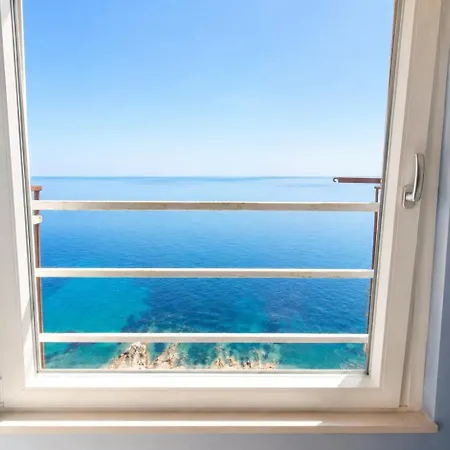 Monoazzurro I Sea View And Wi-fi Sanremo